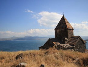 Arménie - klášter Sevanavank