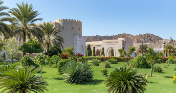 Omán s návštěvou Dubaje 2024